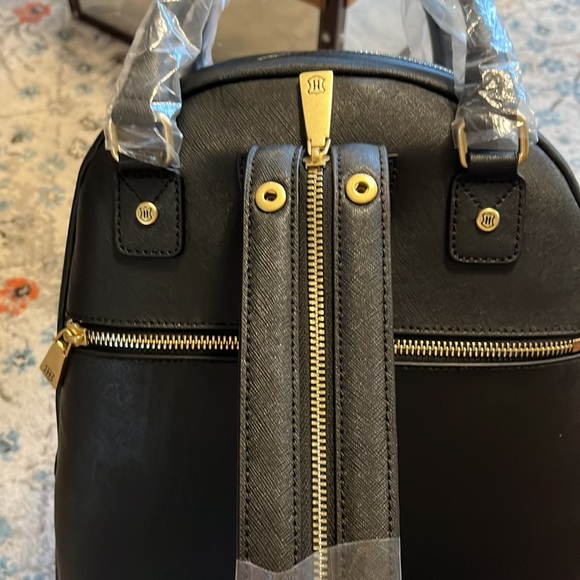 NWT JW Hulme Emma Convertible Black Leather Backpack - Picture 15 of 16